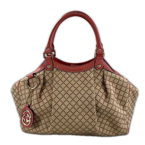Gucci Handbags - GUCCI Cream Leather Bag